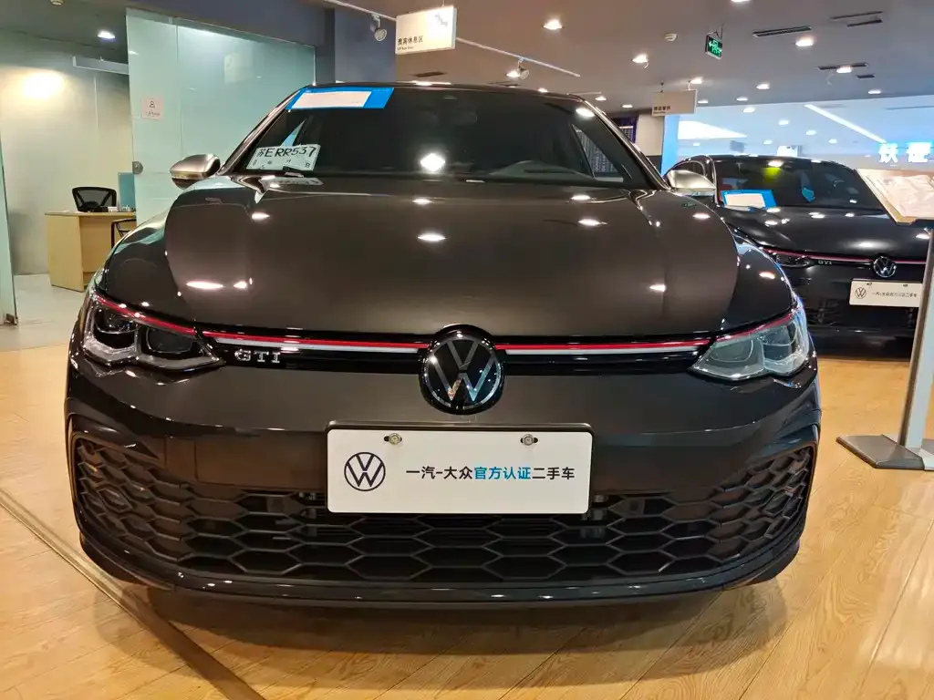 Volkswagen Golf GTI — фото 2