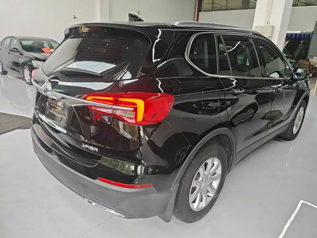 Buick Envision Plus — фото 2