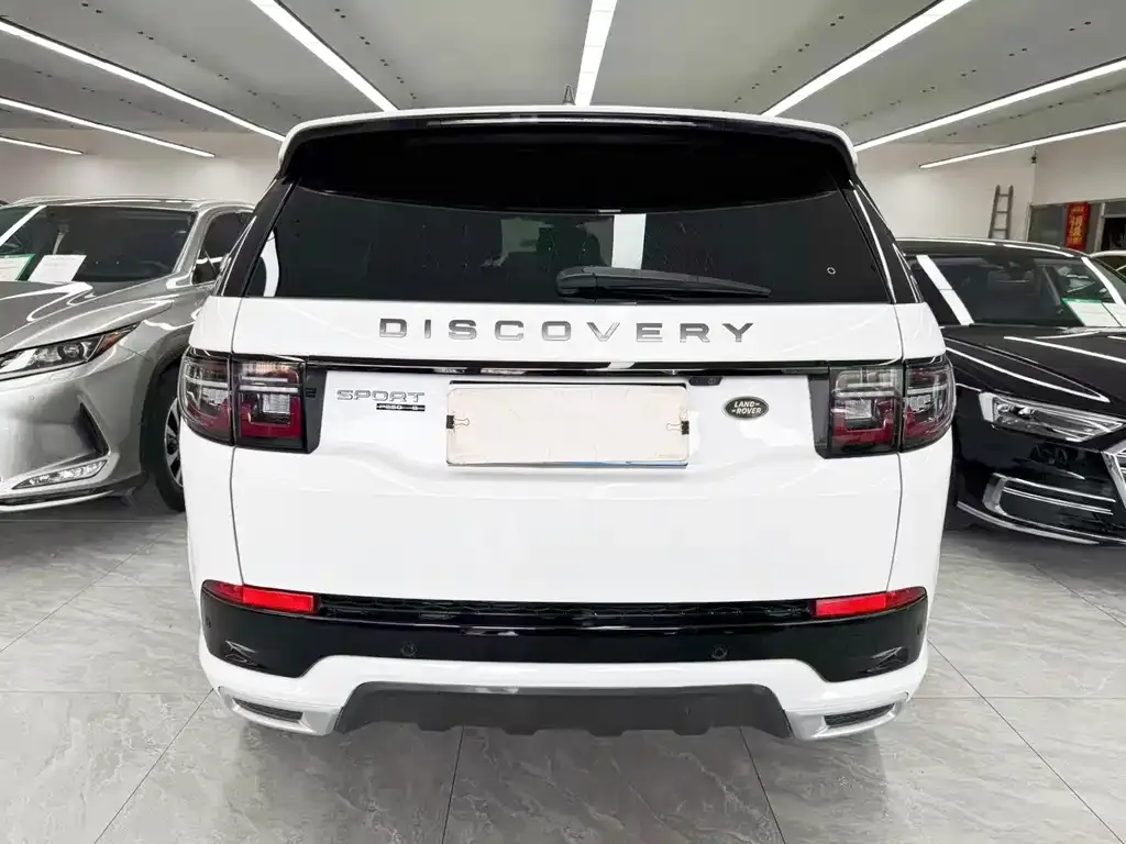 Land Rover Discovery Sport — фото 2