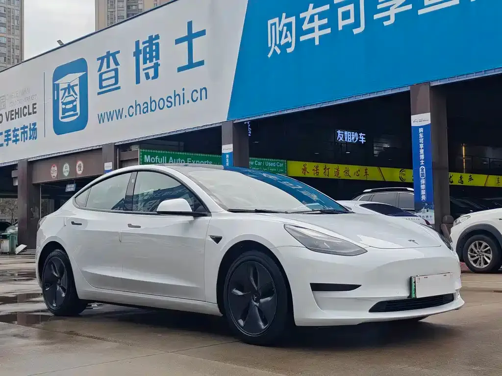 Tesla Model 3 — фото 6
