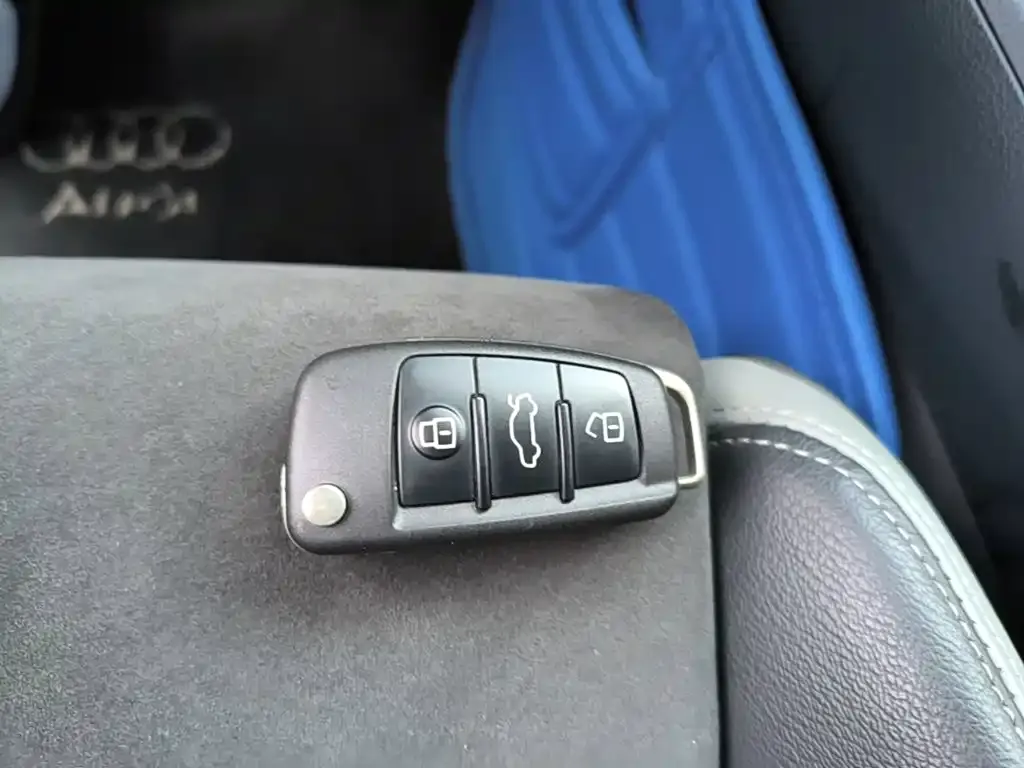 Audi Q3 2021 из CN, фото 9