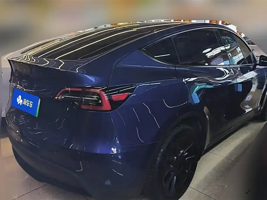 Tesla Model Y — фото 3