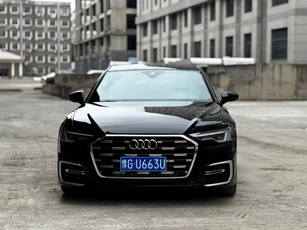Audi A6L — фото 8