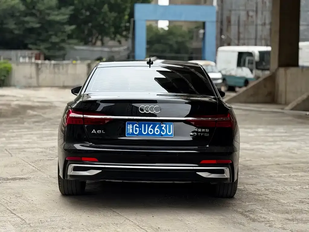 Audi A6L — фото 5