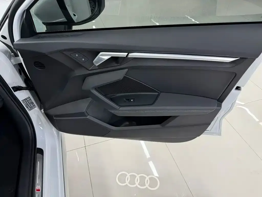 Audi A3 — фото 2
