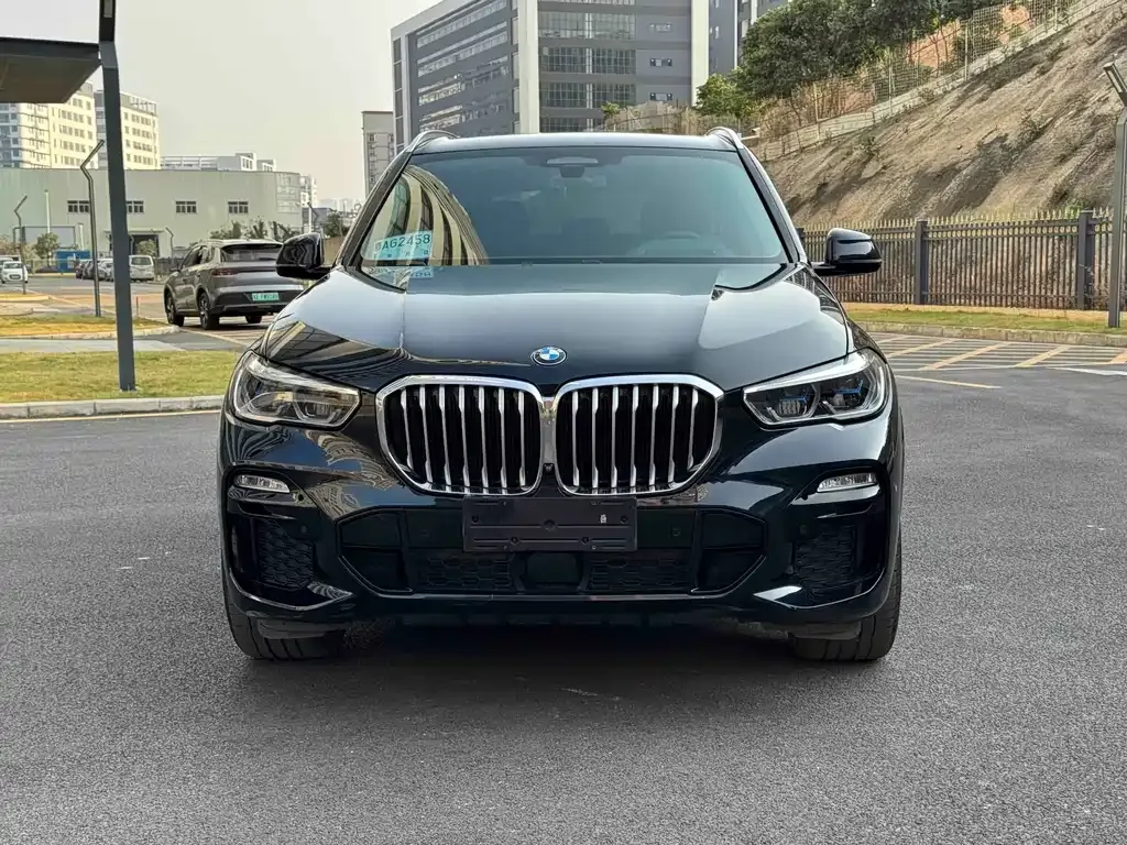 BMW X5 (Import) — фото 7