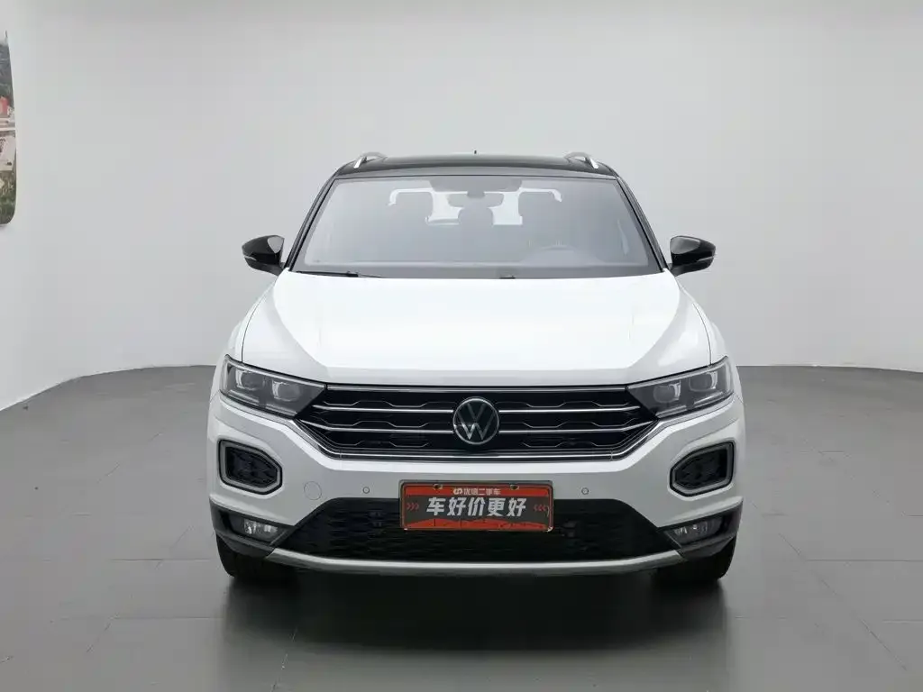 Volkswagen T-Roc — фото 8