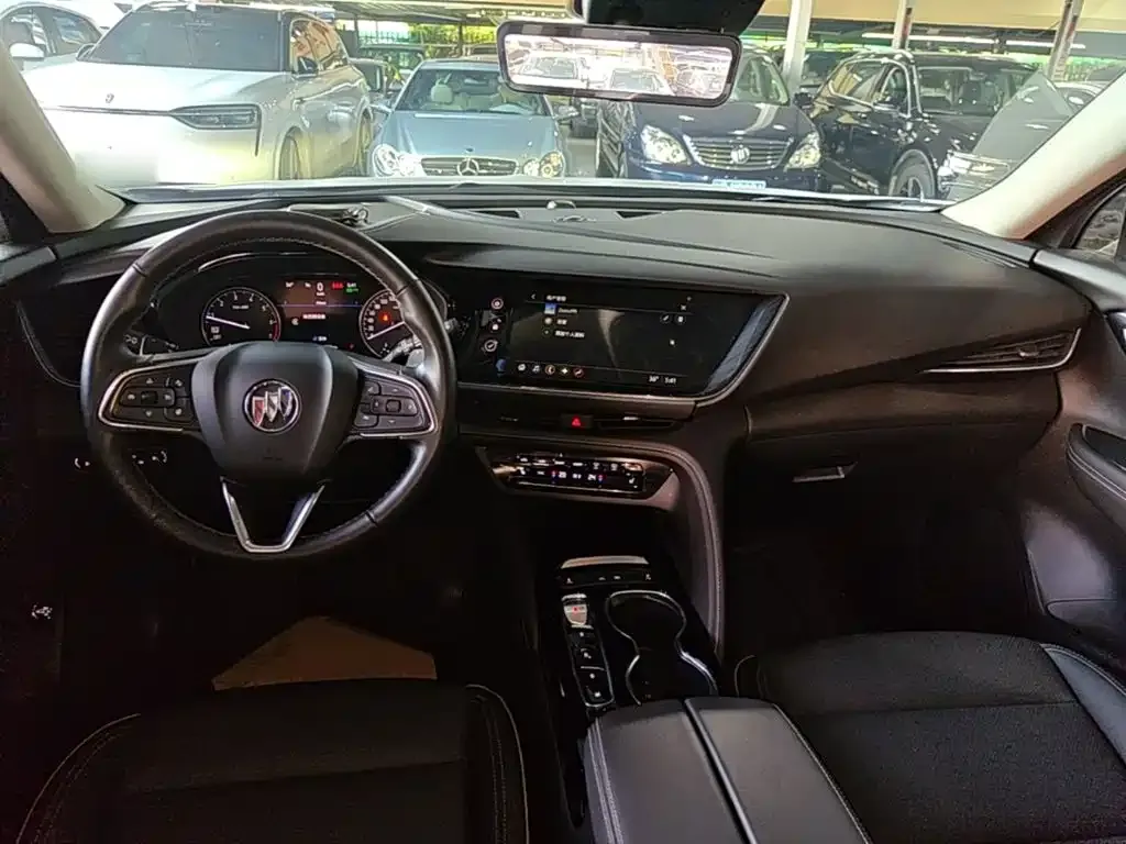 Buick Envision Plus — фото 3