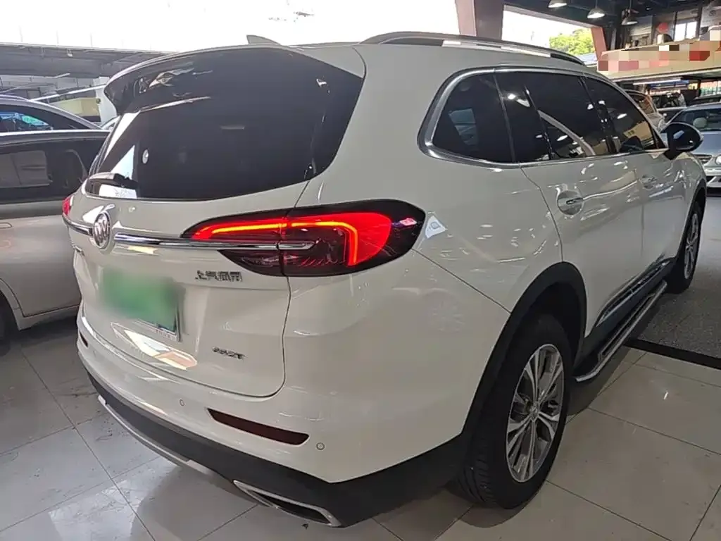 Buick Envision Plus — фото 10