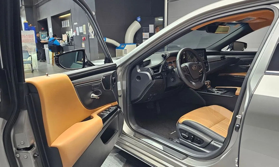 Lexus ES 2026 из KR, фото 9