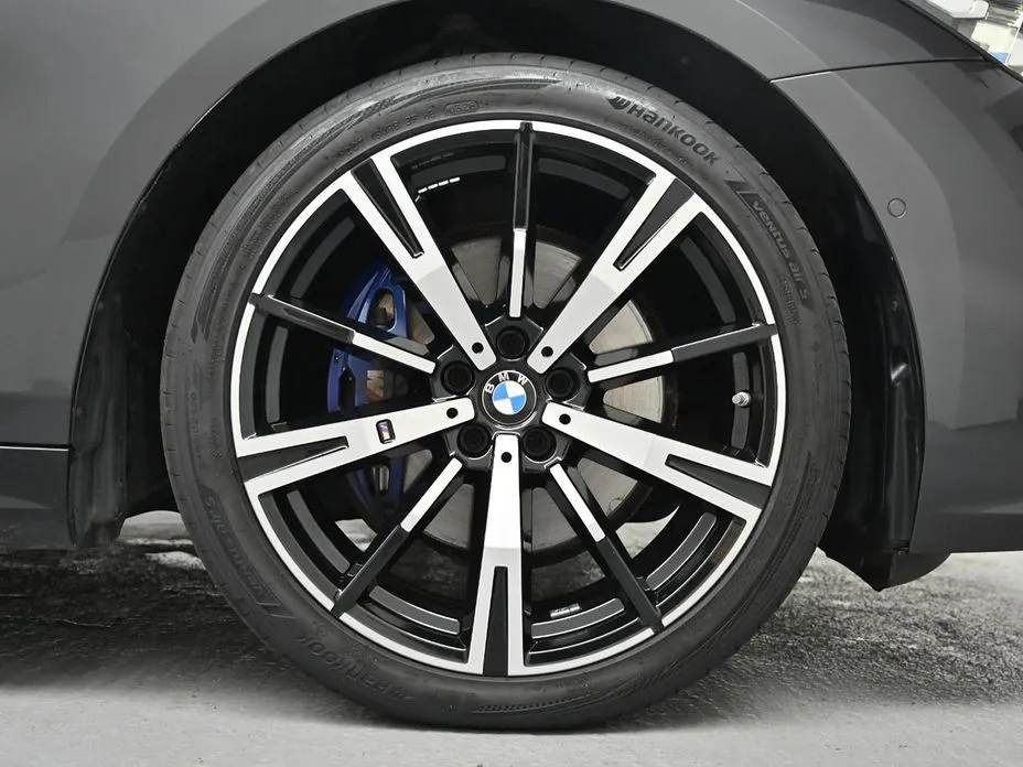 BMW 5-Series 2024 из KR, фото 4