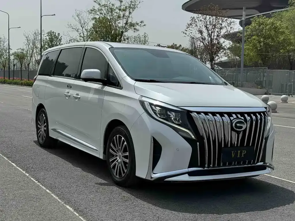 GAC Motor Trumpchi M8 — фото 1