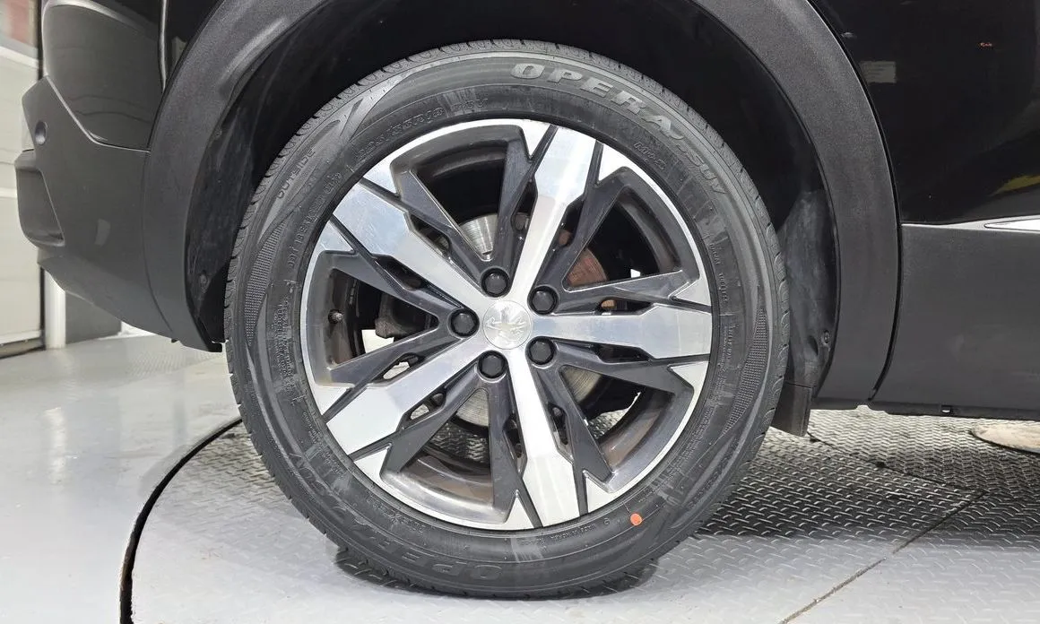 Peugeot 3008 — фото 10