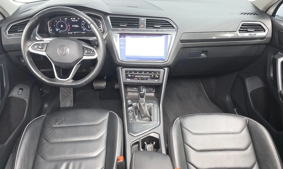 Volkswagen Tiguan — фото 6