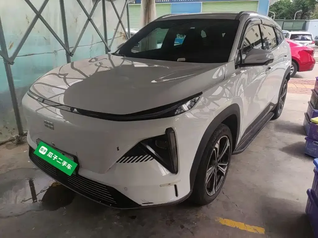 Geely Galaxy L7