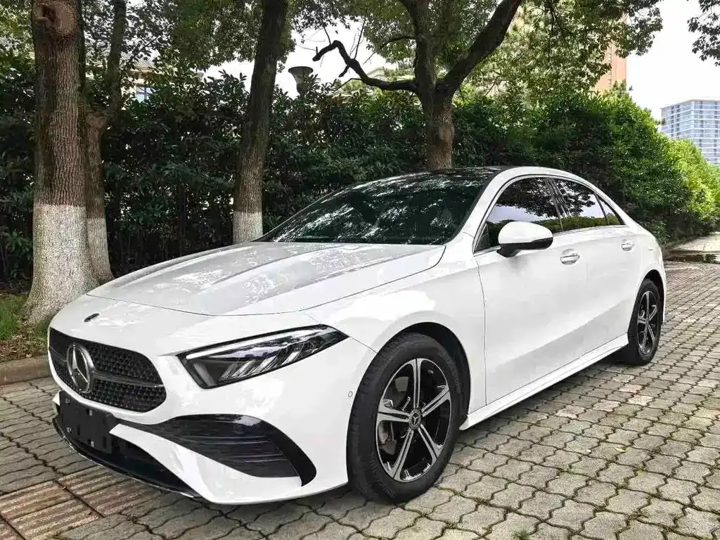 Mercedes-Benz A-Class — фото 1