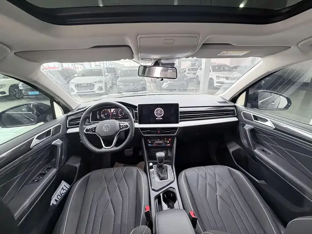 Volkswagen Tiguan L 2023 из CN, фото 6