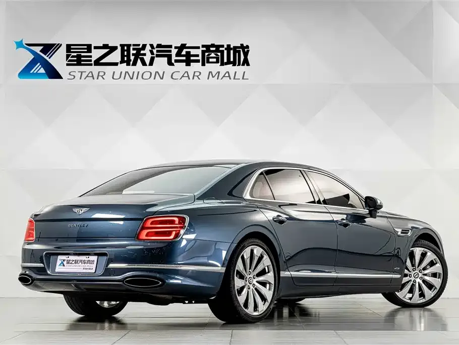 Bentley Flying Spur — фото 8