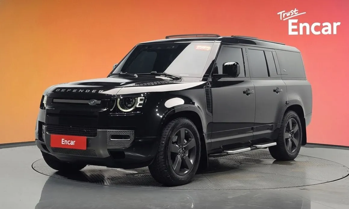 Land Rover Defender — фото 1