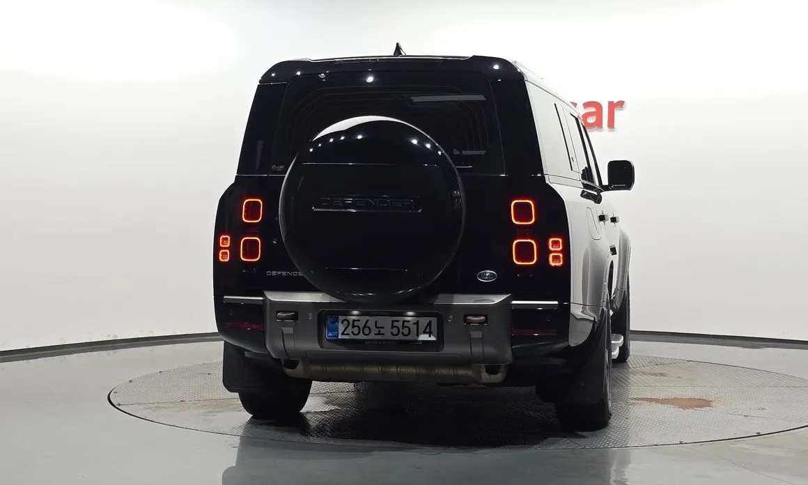 Land Rover Defender — фото 4