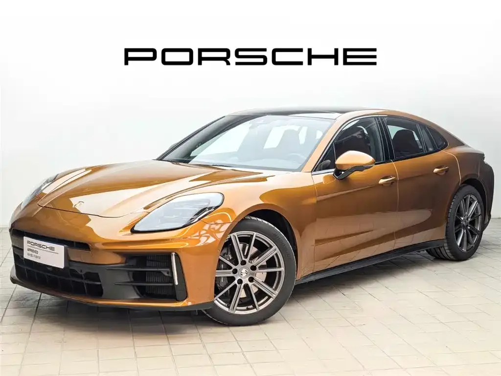 Porsche Panamera — фото 1
