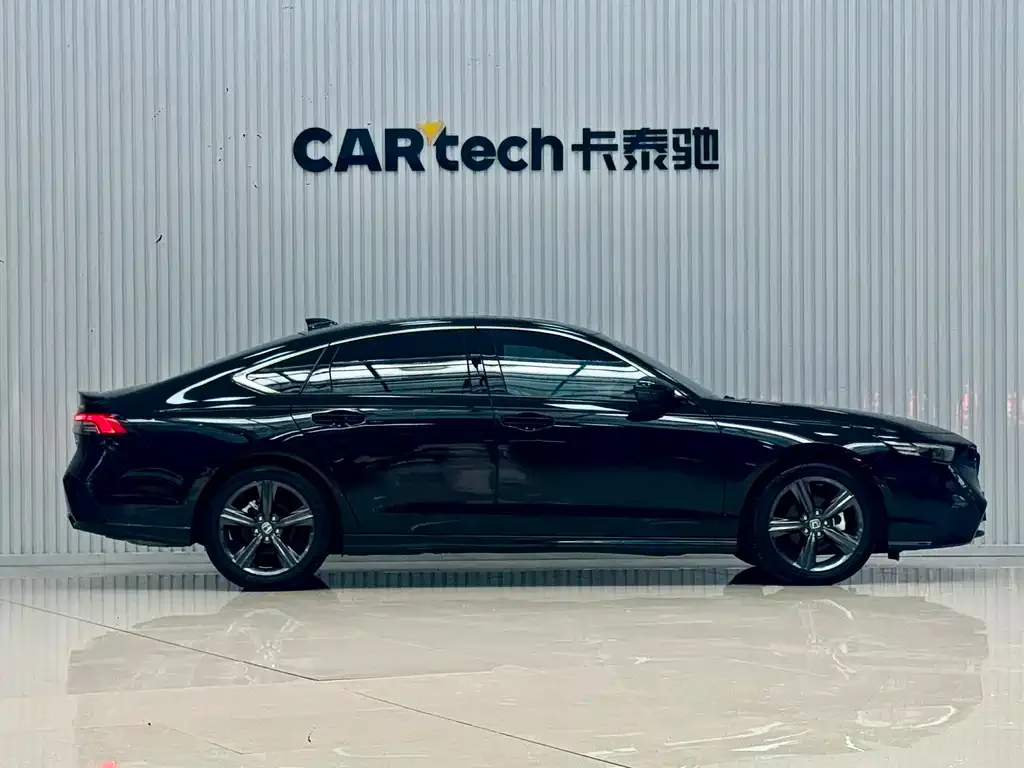 Honda Inspire — фото 6