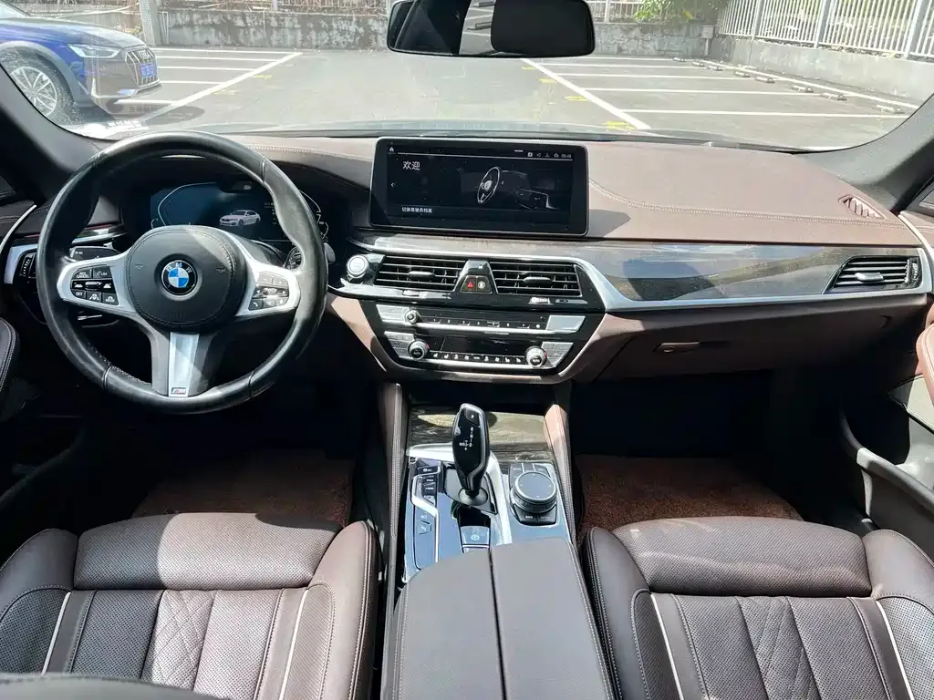 BMW 5 Series New Energy — фото 6