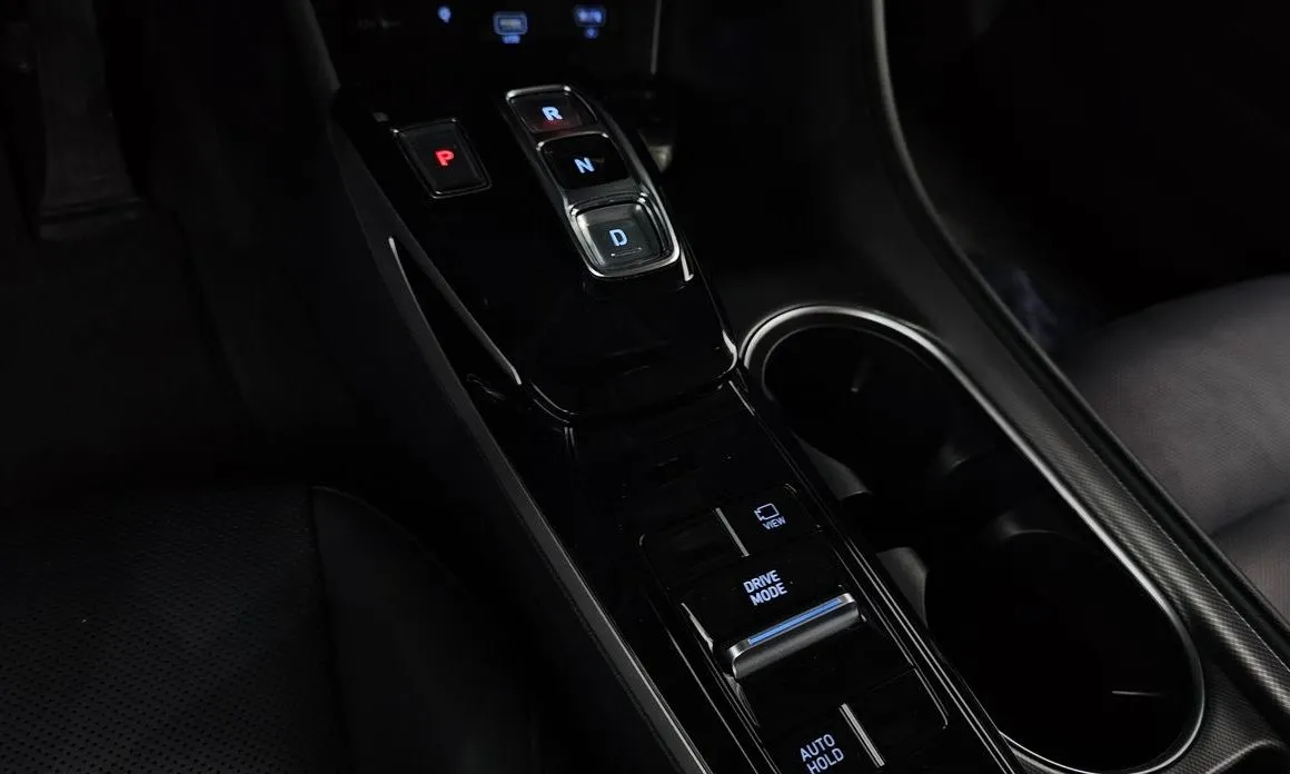 Hyundai Sonata 2022 из KR, фото 2