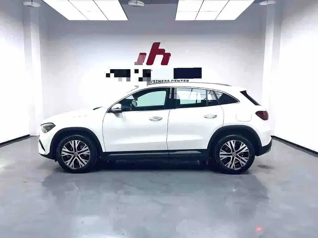 Mercedes-Benz GLA — фото 3