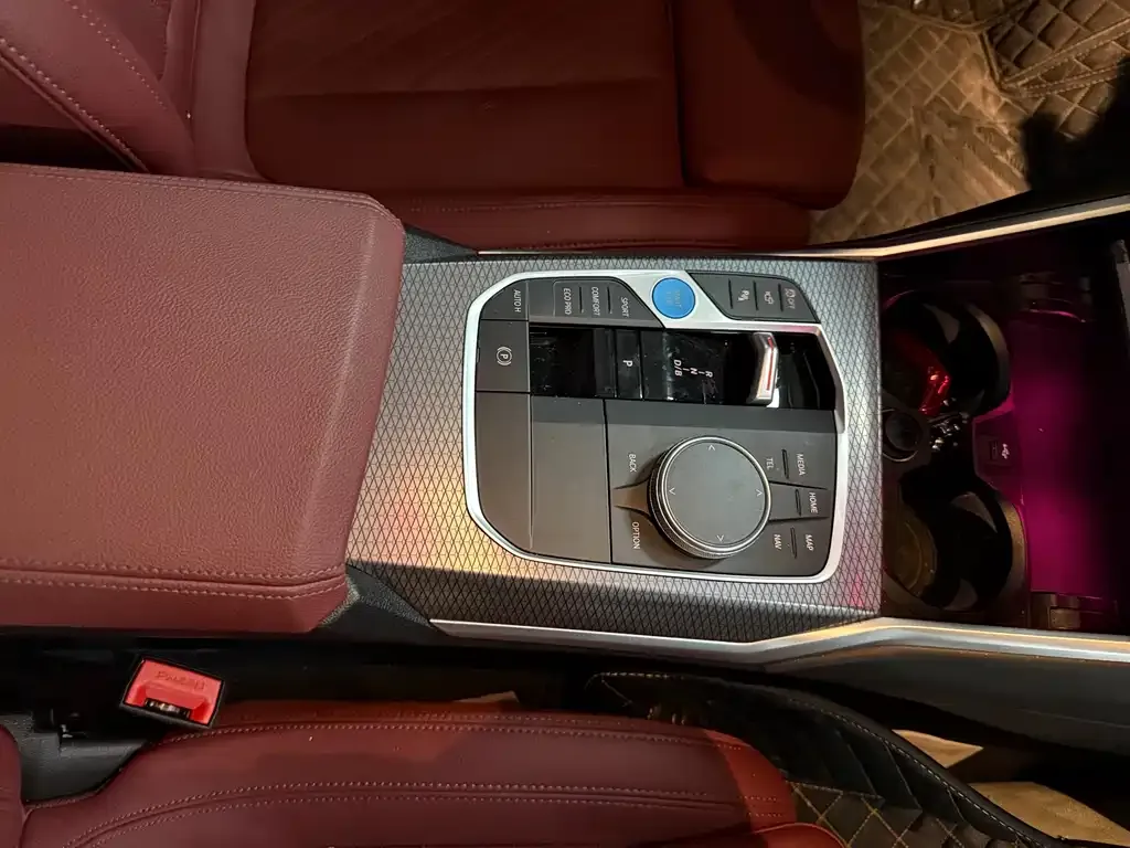 BMW i3 — фото 8