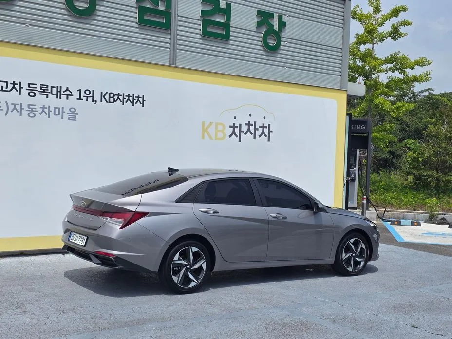 Hyundai AVANTE — фото 10