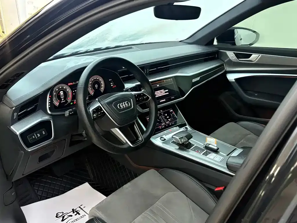 Audi A6L — фото 5