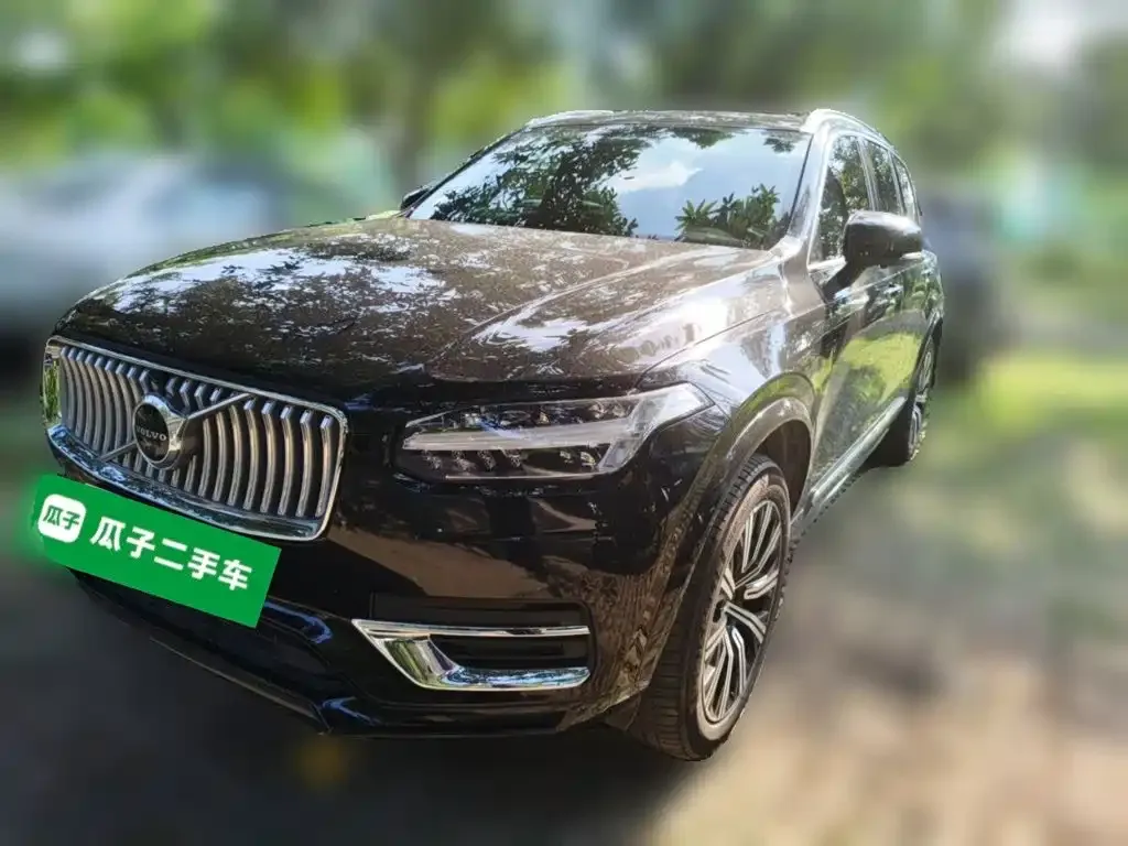 Volvo XC90 — фото 1