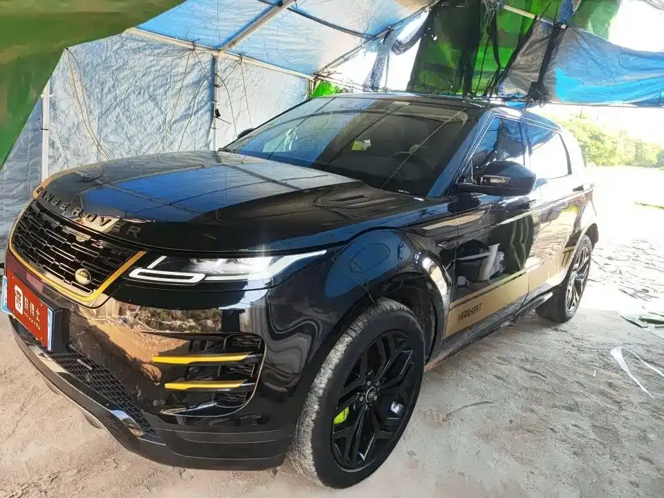 Land Rover Evoque — фото 1