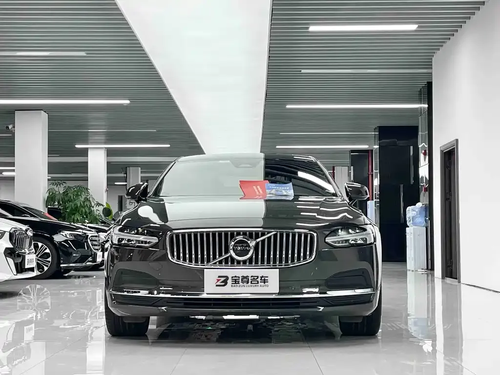 Volvo S90 — фото 3
