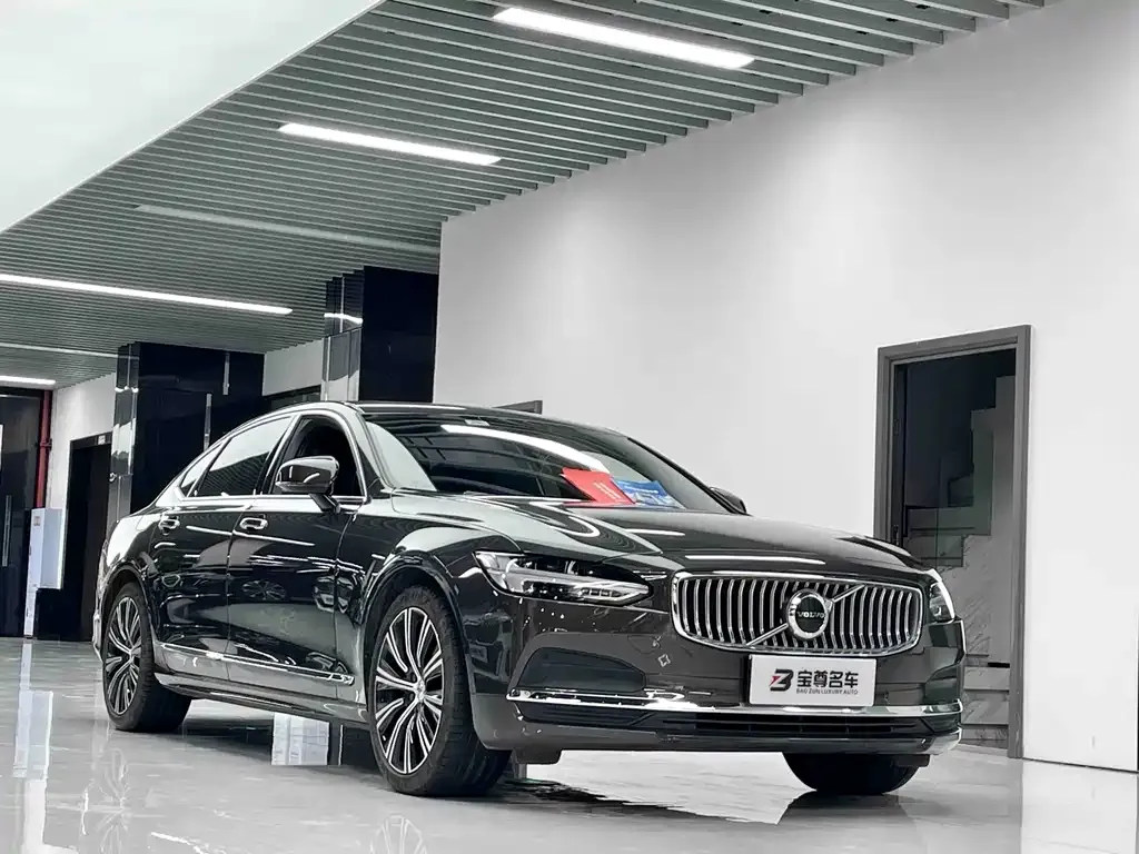 Volvo S90 — фото 7