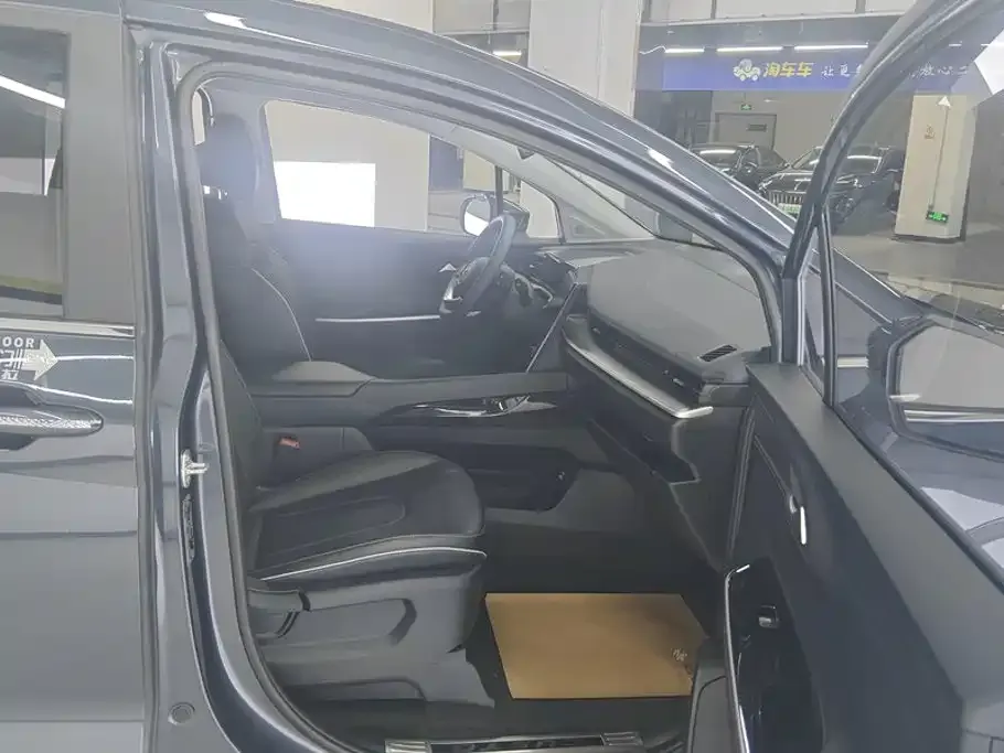 Hyundai Custo — фото 7