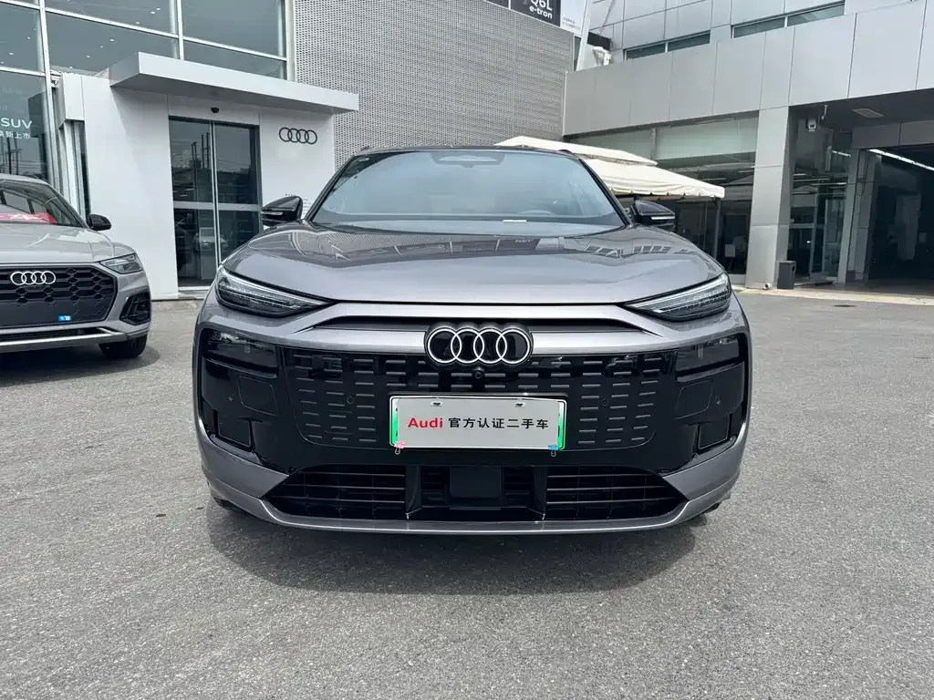 Audi Q6L e-tron — фото 7