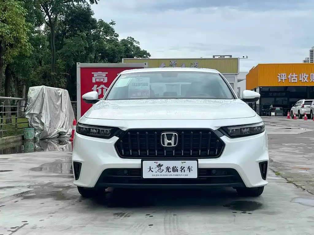 Honda Inspire — фото 8