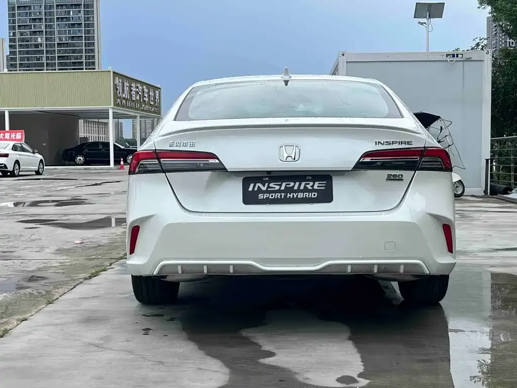 Honda Inspire — фото 4