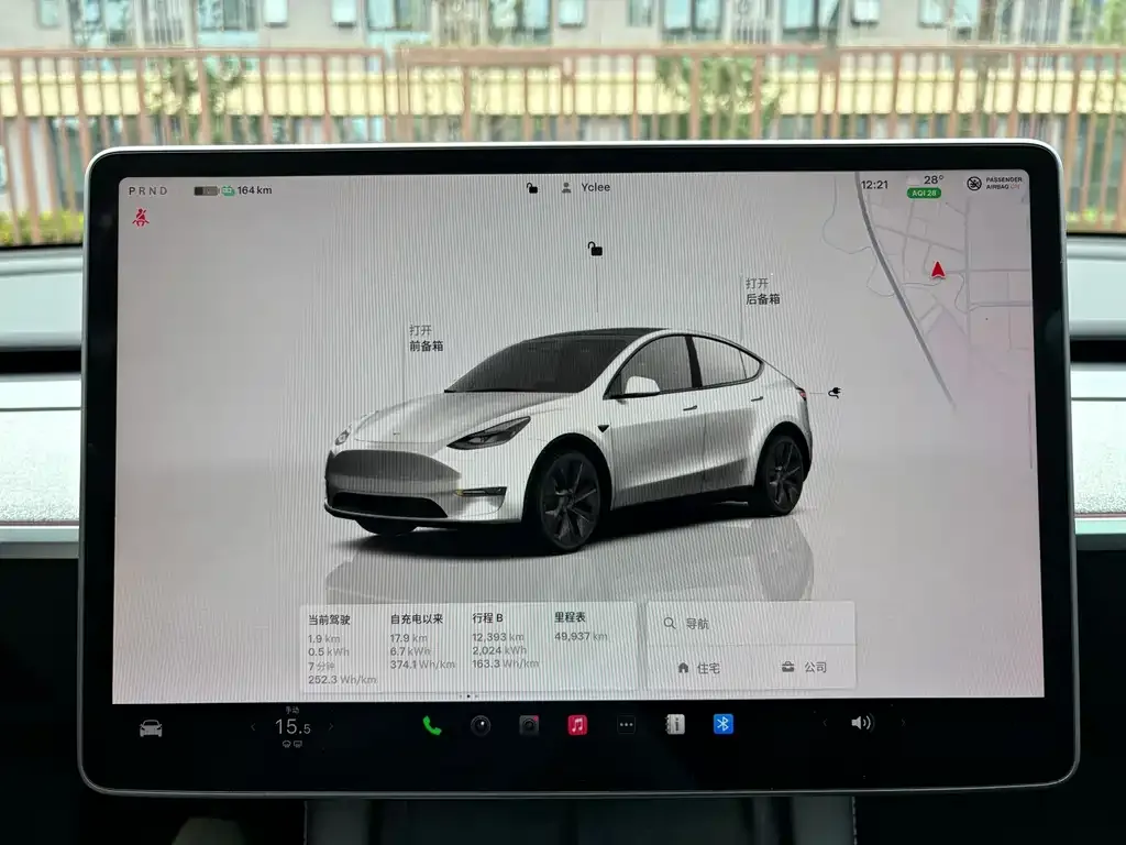 Tesla Model Y — фото 4