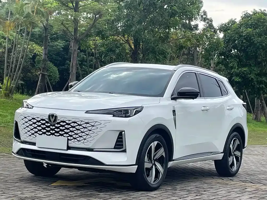Changan CS55PLUS — фото 7