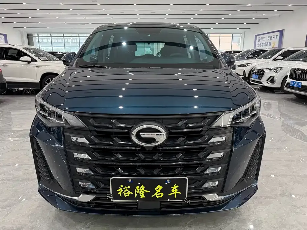GAC Motor Trumpchi M6 — фото 8