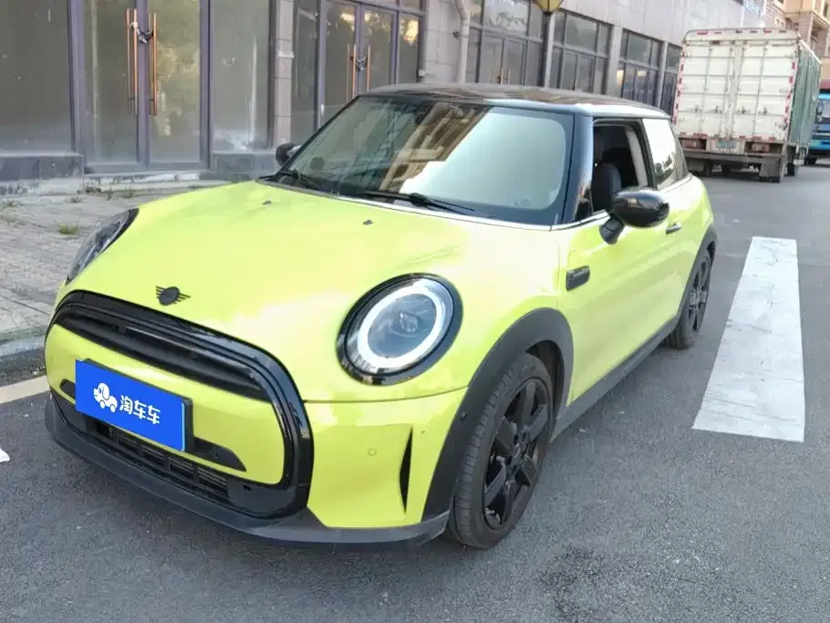 MINI Cooper (3-door) — фото 1