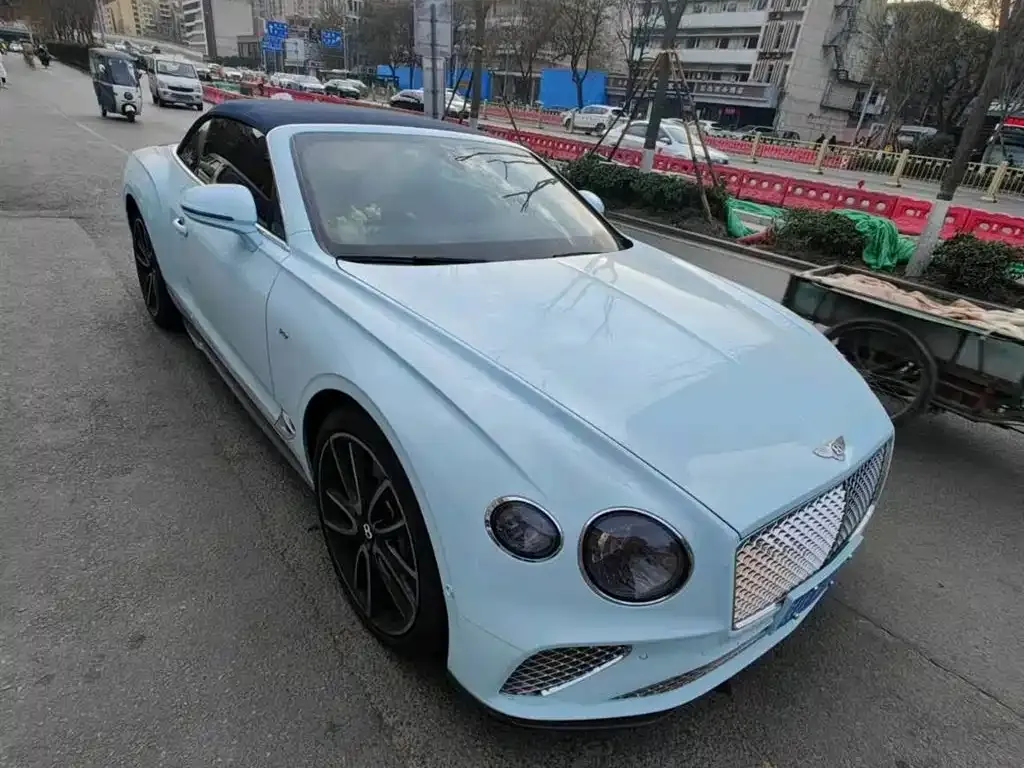 Bentley Continental — фото 5