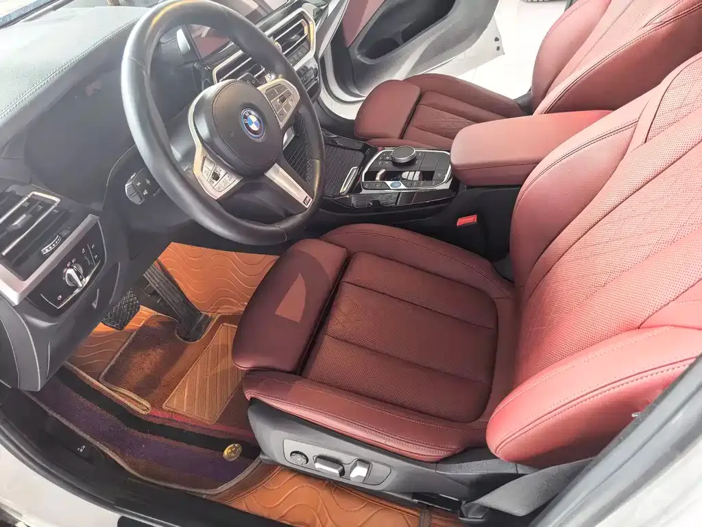 BMW iX3 — фото 9