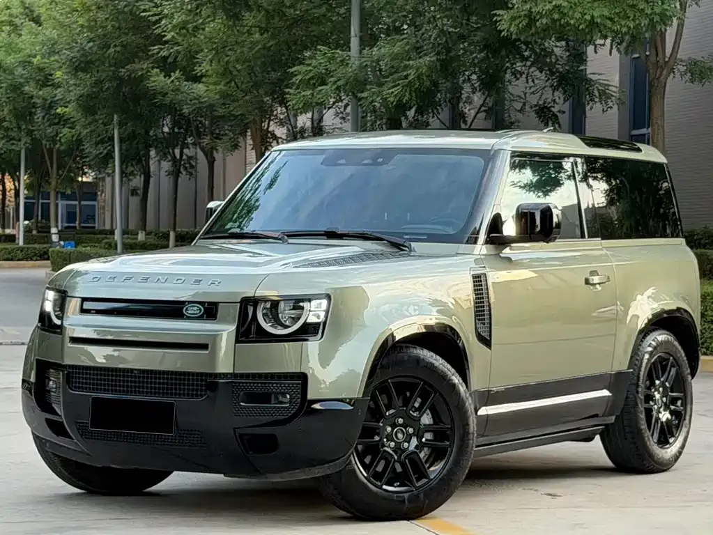 Land Rover Defender — фото 1