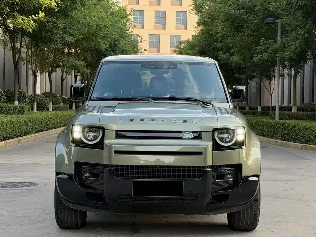 Land Rover Defender — фото 9