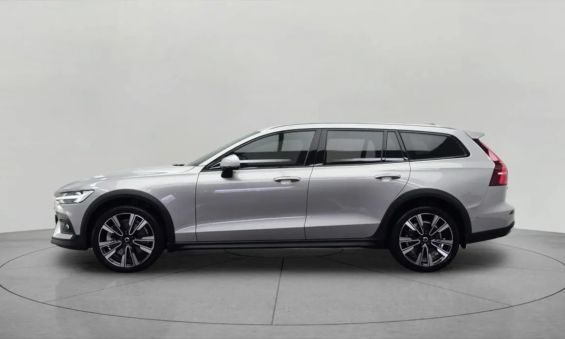 Volvo V60 — фото 2