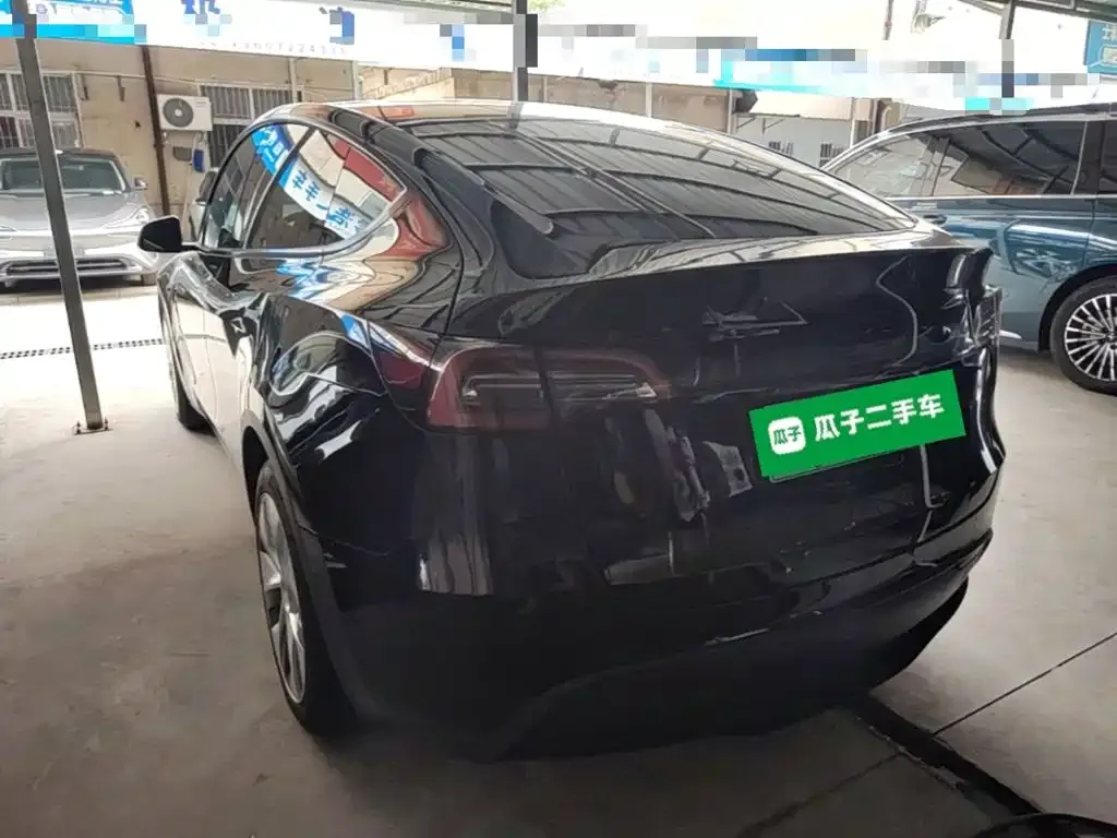 Tesla Model Y — фото 7